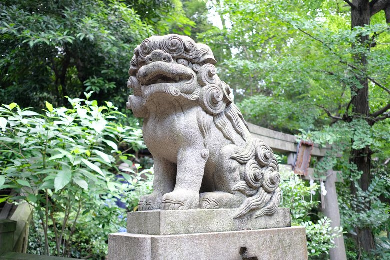 赤坂氷川神社の狛犬