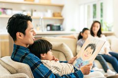 父の日の由来をベスト・ファーザー賞の主催元に聞く“イクメン・友達感覚” 時代と共に変わる父親像