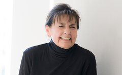 81歳の孤独を救う「未亡人仲間とモーニング」梅宮クラウディア。マイバター持参、私の「枯れない秘訣」