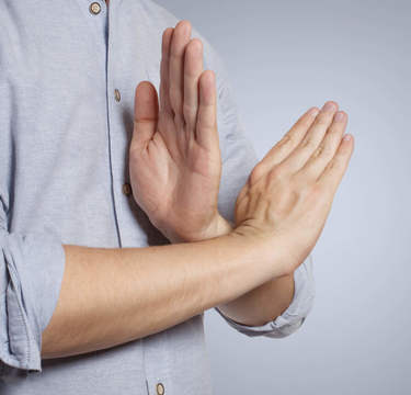 「要するにさぁ…」と勝手に話をまとめるあなたにフツフツと怒りが湧き上がる