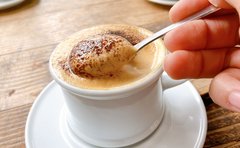 カフェラテとカプチーノって結局何が違う？カフェで迷わずオーダーするための豆知識