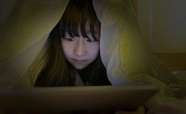 子供の「夜型」は遺伝？変える方法はあるのか