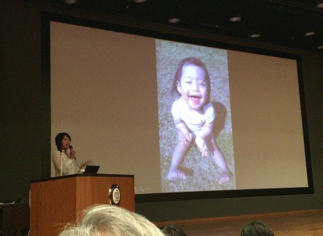 ダウン症についてシンポジウムで講演することもある奥山さん
