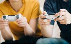 「桃鉄」は地理の勉強に役立つ!?佐藤健さんも明かす「ゲームから学んだこと」