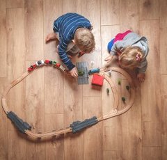 「企業主導型保育所」職員の一斉退職で保育所が休園!? 保護者に懸念が広がる