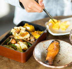 三田友梨佳アナ手作りの生姜が多めのそぼろ弁当！料理のセンスと腕前は実家の料亭譲り!?