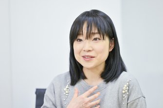 川嶋あい「しんど過ぎて、帰りたい…」制服を着た女子高生がひとり、渋谷で路上ライブを選んだ理由｜CHANTO WEB