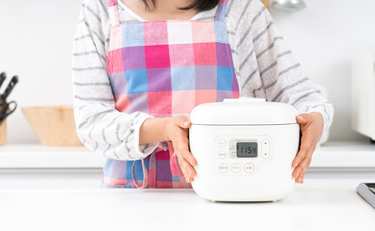 便秘にも効果的!?  “美しすぎる腹筋”で話題の長谷川晴奈さんが“アスリート飯”
