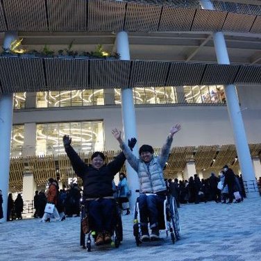 障害当事者の声を反映し、車いす席500席を備えた新国立競技場の完成を喜ぶ
