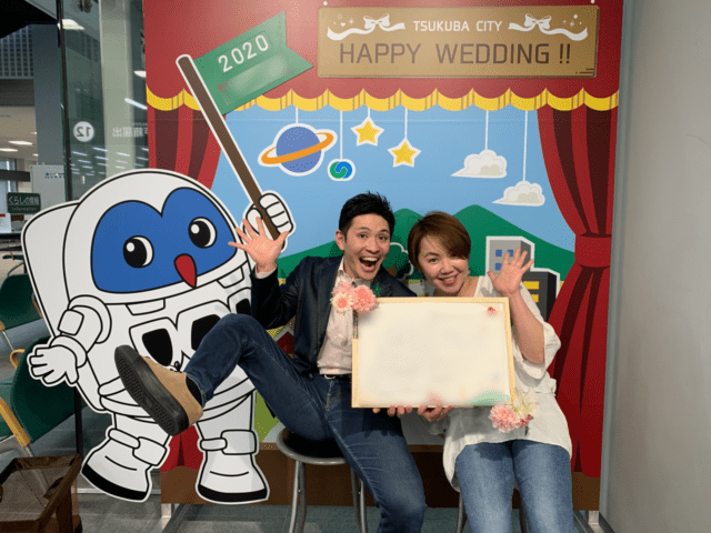 2020年、結婚した当時の守屋俊甫さんと妻のツマツマさん