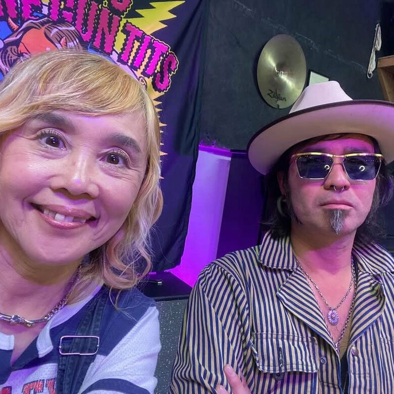 現在の夫トラさんと