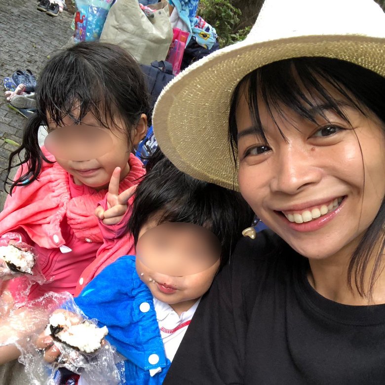 今では小学3年と1年のお母さんになった三倉佳奈さん