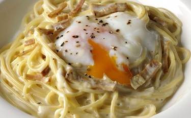 パスタなのに“ゆでない”！？ 手間を省いた洋食レシピの裏ワザ