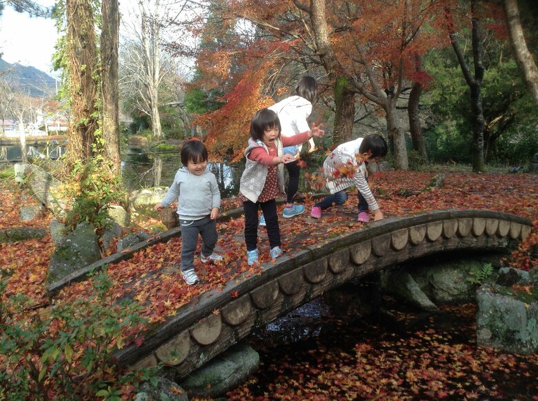 「あどけない笑顔がかわいい」永井社長の4人の娘さんの幼少期