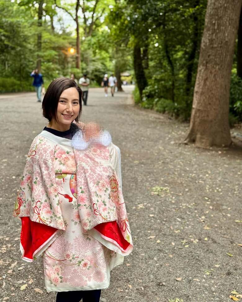 3月30日に第4子を出産。明治神宮のお宮参りへ