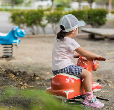 公園が絶滅!?危険性のある遊具を撤去した結果…残るもの何!?