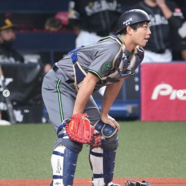 芸人になってからも野球のシーンに出ることが多い前田さん。真剣なまなざしから楽しさが伝わってくるよう