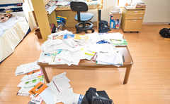 「すごい、一瞬で片付いた…」収納スペース不足を解消する100均の裏ワザ