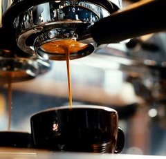 カフェ難民の子連れママに朗報!?ついにスタバのデリバリーが始まった！