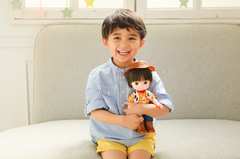 「男の子もお世話遊びがしたい」ユーザーの声から生まれたバンダイの男児人形