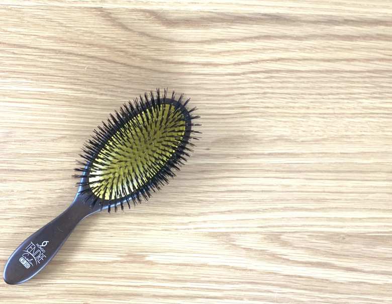ヘアブラシ