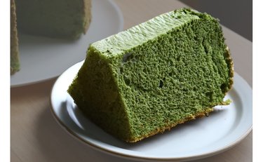 「これ以上の味を知らない」究極の抹茶シフォンケーキに2.8万いいね「ふわっふわで最高」