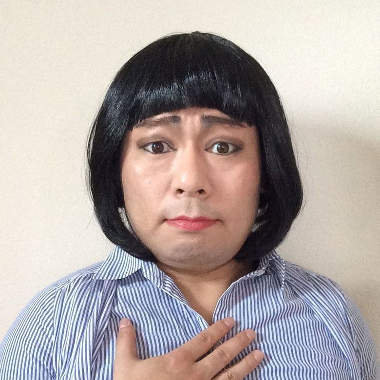 ブルゾンちえみさんのモノマネをする山本高広さん