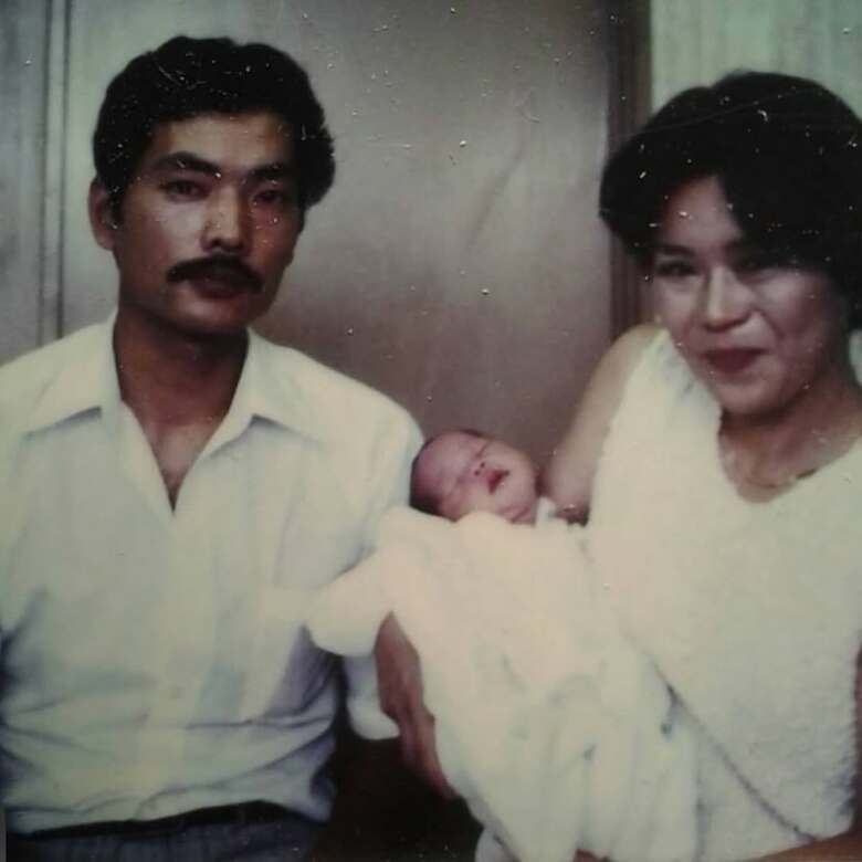 あぢゃさんが生まれたとき、両親と