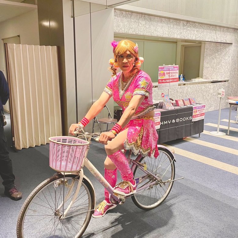 ガレッジセール・ゴリ扮するゴリエ