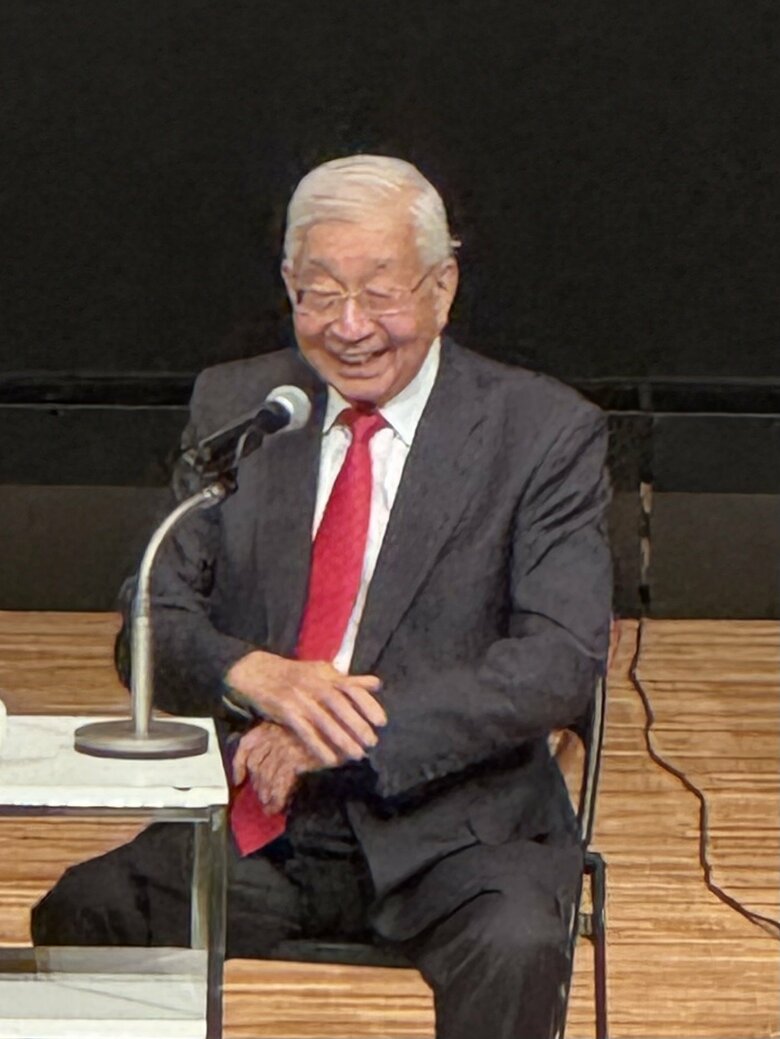 ユニークなトークで会場の笑いを誘う高嶋弘之さん