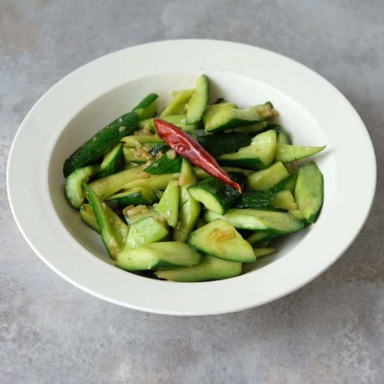 ニンニクの香りが食欲をそそります