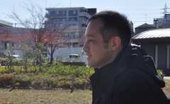 「こんな家に生まれた自分が憎い」虐待を経験した男性が、発信するようになるまで