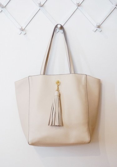 人気の”フリンジアイテム”で一気に垢抜けママコーデ