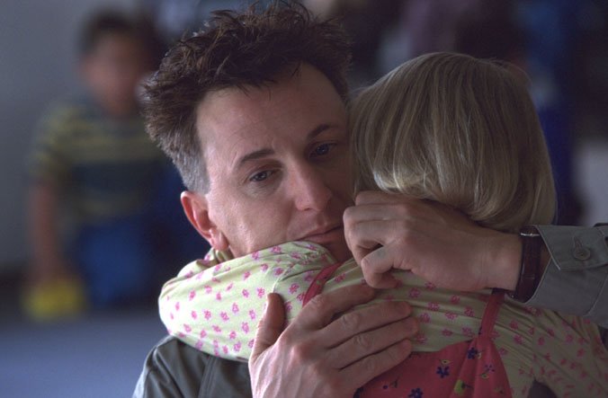 ▲｢ほかのパパはこんなに遊んでくれない｣とルーシーは嬉しそうに話します。やはり、パパは子どもたちとたくさん遊ばないと！　かくいう僕も最近､全然息子と遊んでないや…反省。