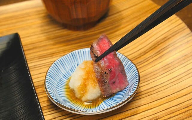 今後は店の看板である「肉」を使った非常食を広げていく