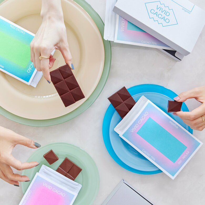 見ているだけで元気に！パッケージもビビットなカラーで