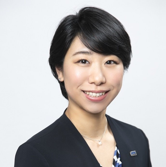 塚越菜々子さん