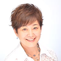 新川てるえさん