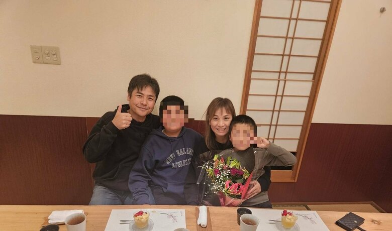 竹下佳江さんとご家族