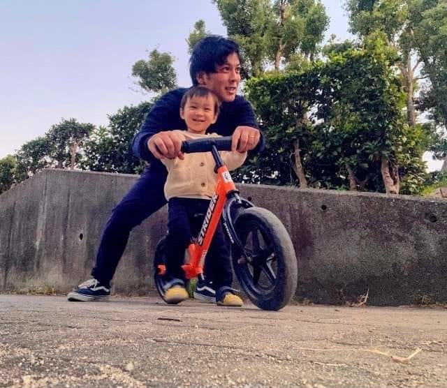 2歳の息子と公園にて