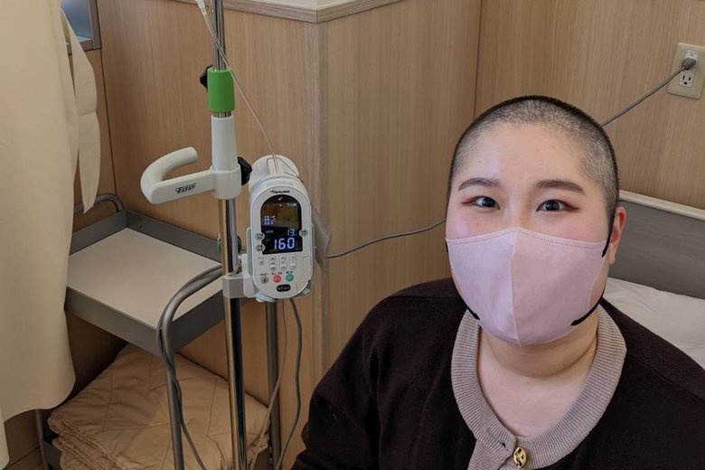 副作用で髪が抜けてしまうため、極力短くカット