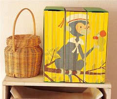 「パズル収納」ならビデオやアルバムが散らからない！