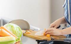 6年で1000万円貯めた主婦は「料理の下準備もムダがなさすぎ」