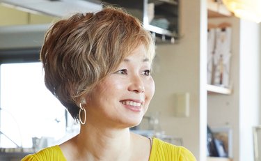 「主婦のくせに、なめてる」48歳で再出発した女性が浴びた罵倒「女の敵を女にする」悪意の正体