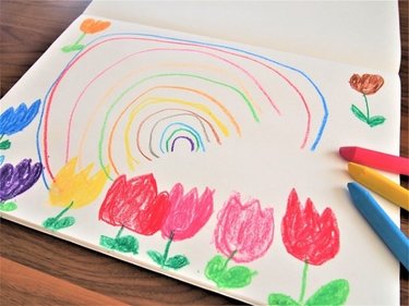 子どもの絵や工作、みんなどうしてる？