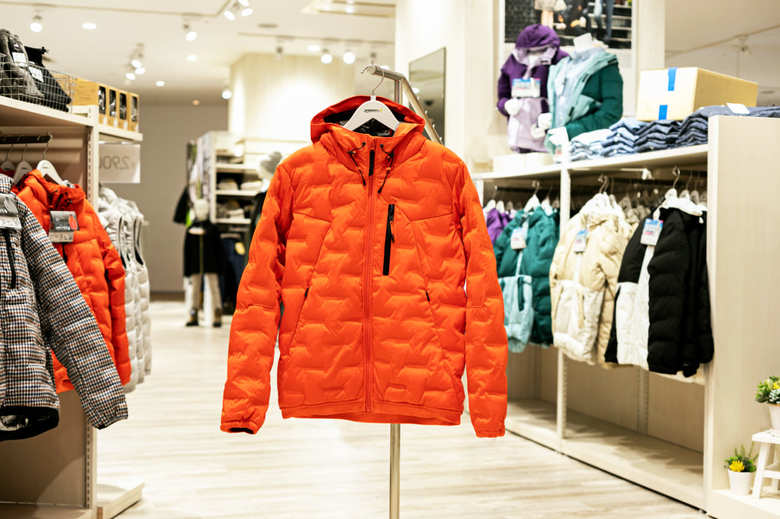 ワークマン女子 エアロストレッチアルティメットフーデットパーカー