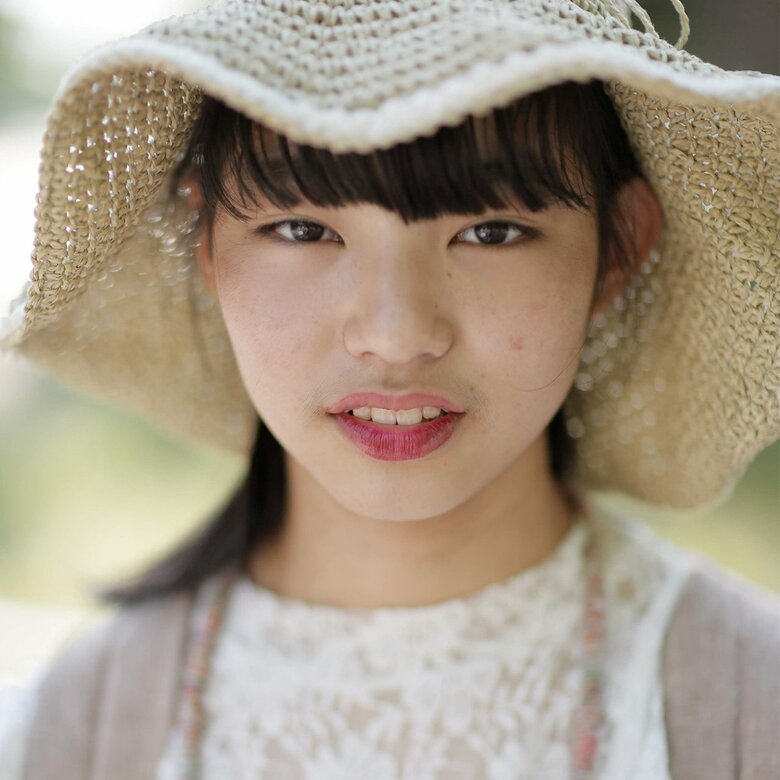 中学生のころ。はじめてモデルをしたときの写真