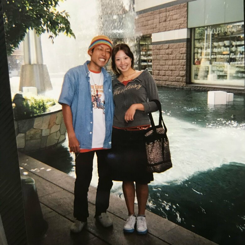 2002年に結婚する前の旦那さんと福岡にて