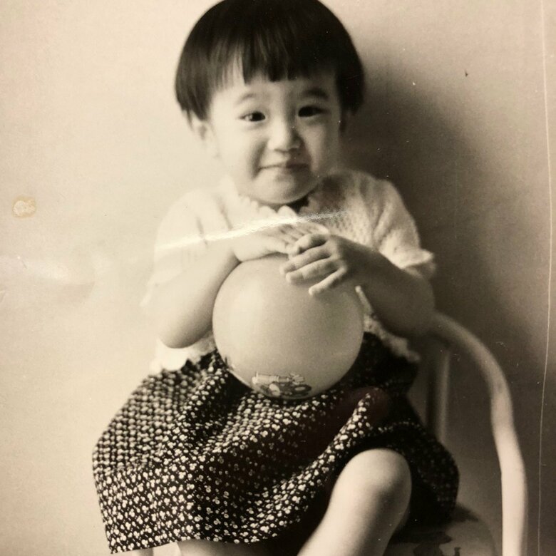 おかっぱがお似合いの幼少期