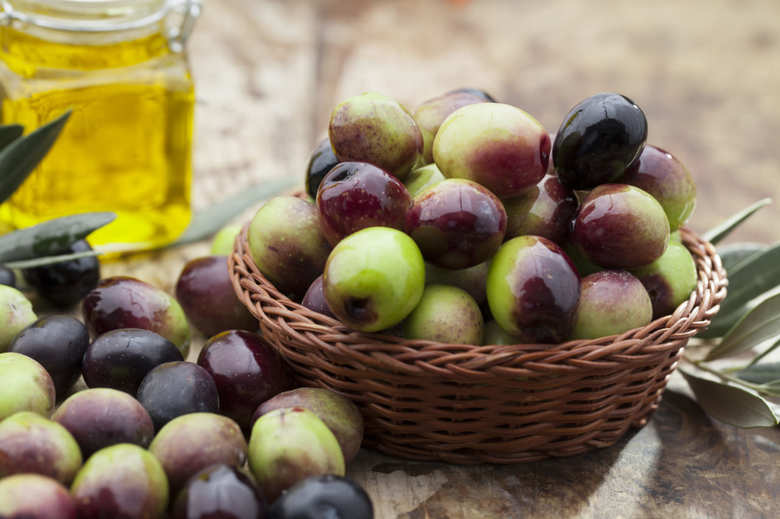 iStock.com/fatihhoca